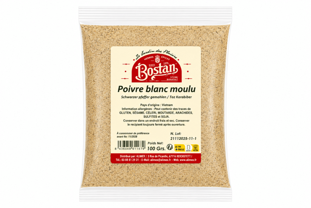Bag of ground white pepper labeled Poivre blanc moulu from Bostan, 100 g, with origin Vietnam on the beige product label.