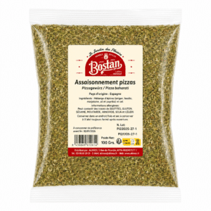 Bag of pizza seasoning containing dried herbs, labeled 'Assaisonnement pizzas' (100 g) by Bostan with beige label and red logo.