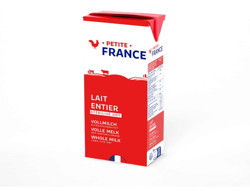 Lait UHT entier PETITE FRANCE 1 L, lait longue conservation pour consommation quotidienne.