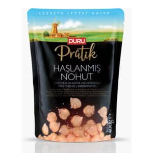 Duru Pratik Haslanmış Nohut bag showing cooked chickpeas at the bottom with a blue sky landscape on top.